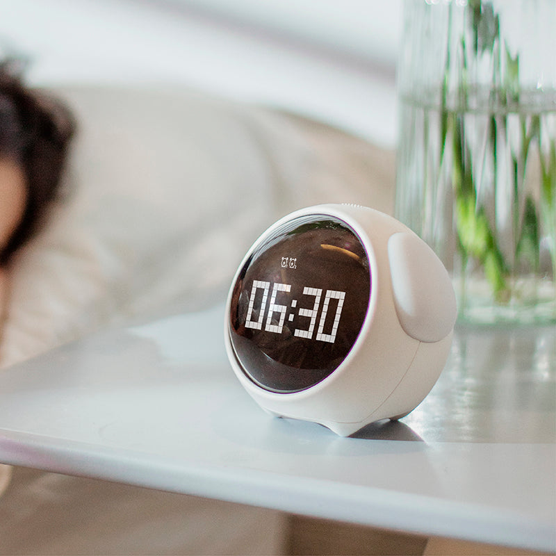 Pixel Buddy LED Kids Alarm Clock – Smart Expression Display with Voice-Activated Night Light