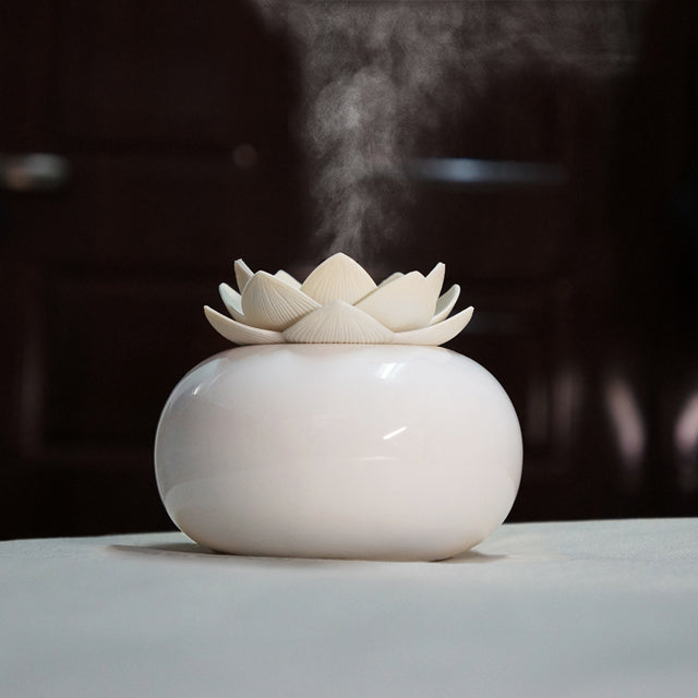Lotus Ceramic Aroma Diffuser – 200 ml Ultrasonic Essential Oil Humidifier
