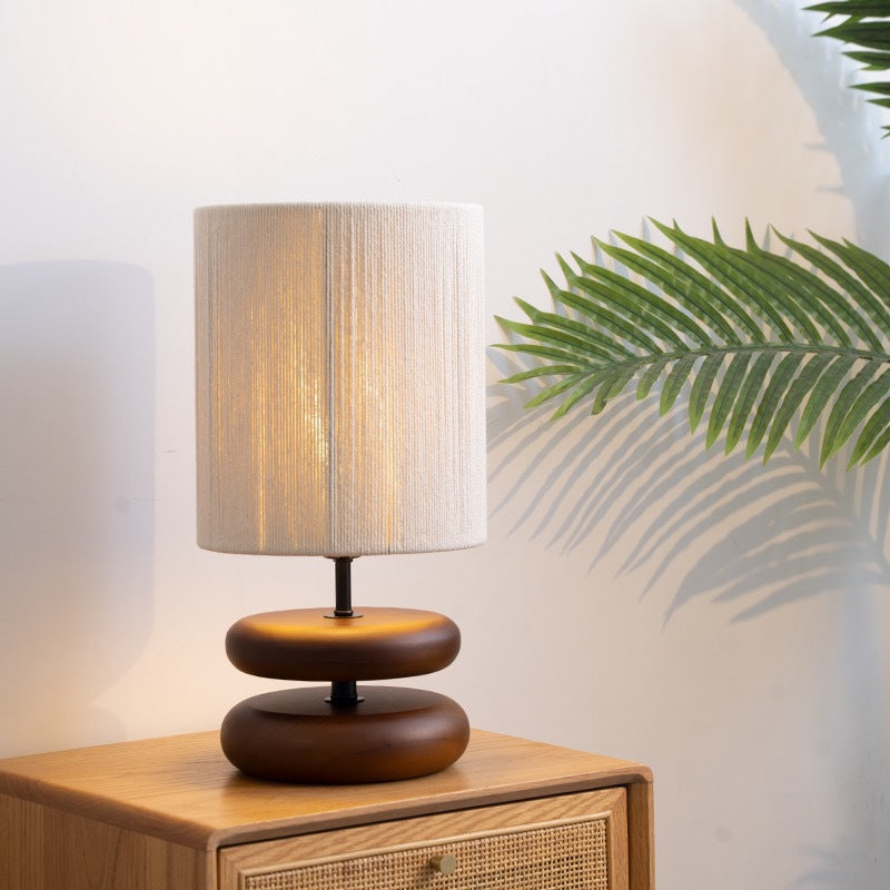 Tischlampe aus Massivholz